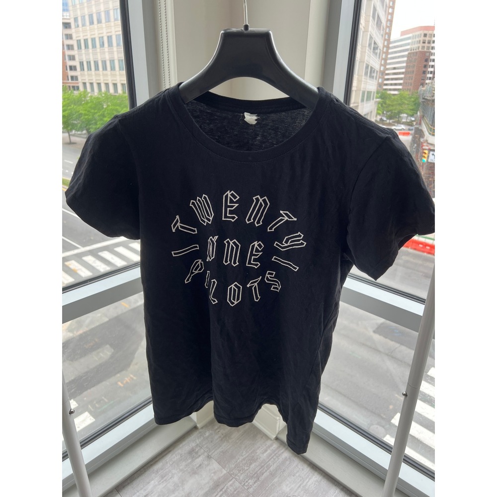 Twenty One Pilots Band T-Shirt Womens Black Graphic Short Sleeve Crewneck Tee